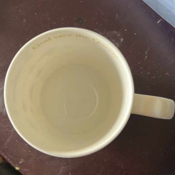 Milly Green God Save the Queen Royal Commemorative Coffee Tea 12oz Mug Cup - Picture 2 of 12